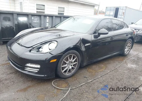 2011 Porsche Panamera 4 из США, поврежденный, VIN WP0AA2A70BL017956